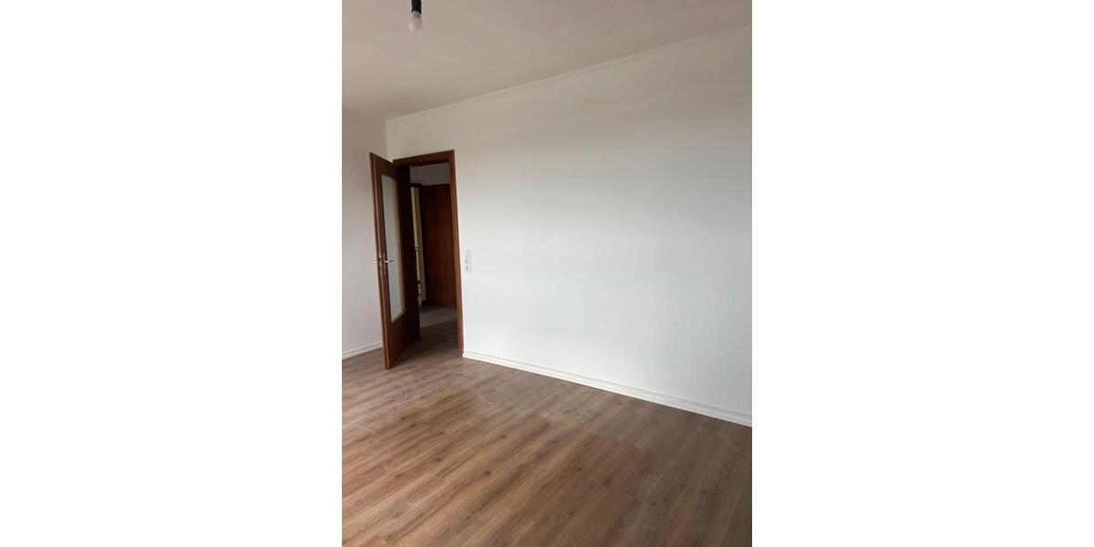 Dachgeschoßwohnung Würselen - 3 Zimmer, 65 m&sup2;, 950&euro; | Angebot:26384316