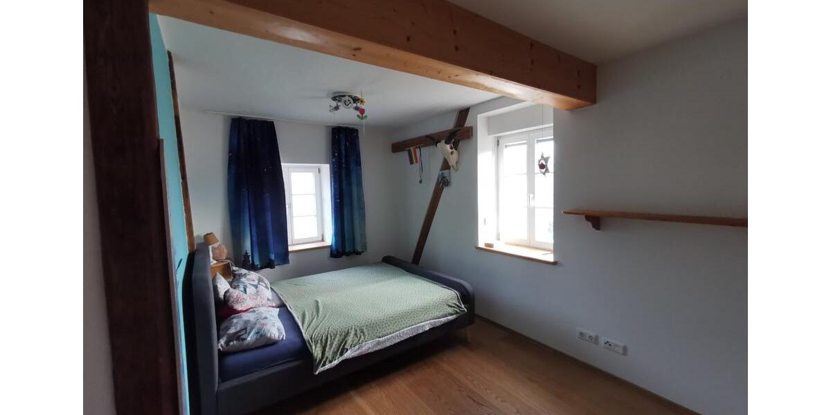 Doppelhaushälfte Borna - 6 Zimmer, 156 m&sup2;, 1.500&euro; | Angebot:20686570