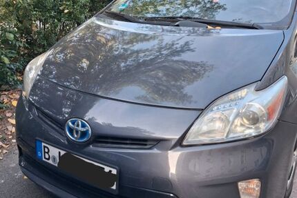 Toyota Prius 138.300 km 11.950 &euro; BERLIN 10367