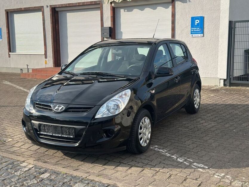 i20