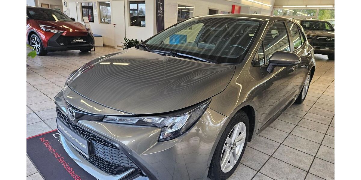 Toyota Corolla 37.900 km 16.990 &euro; Wittenberg 06886