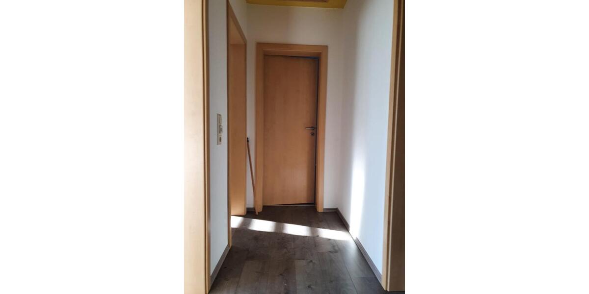 Doppelhaushälfte Großschirma - 4 Zimmer, 100 m&sup2;, 1.200&euro; | Angebot:26201498
