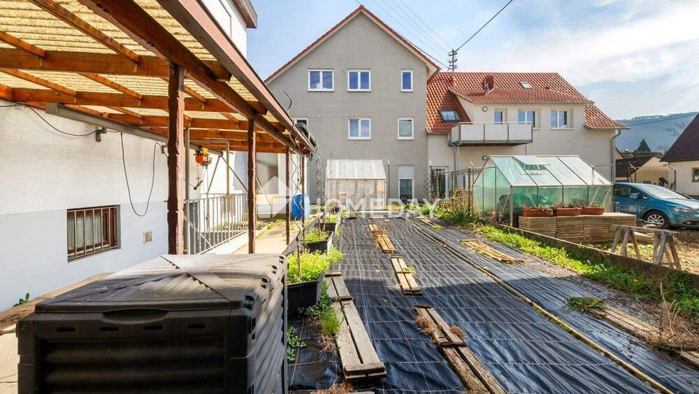 Einfamilienhaus Metzingen Neuhausen - 7 Zimmer, 112 m&sup2;, 545.000&euro; | Angebot:25879096