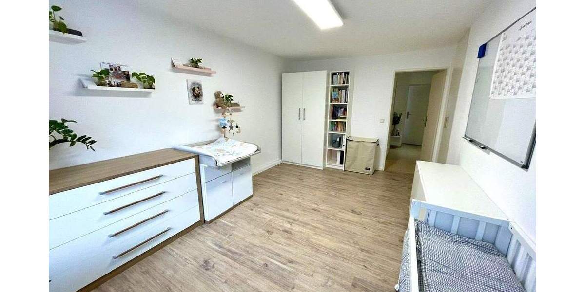 Etagenwohnung Ludwigshafen Süd - 3 Zimmer, 77 m&sup2;, 920&euro; | Angebot:24856604