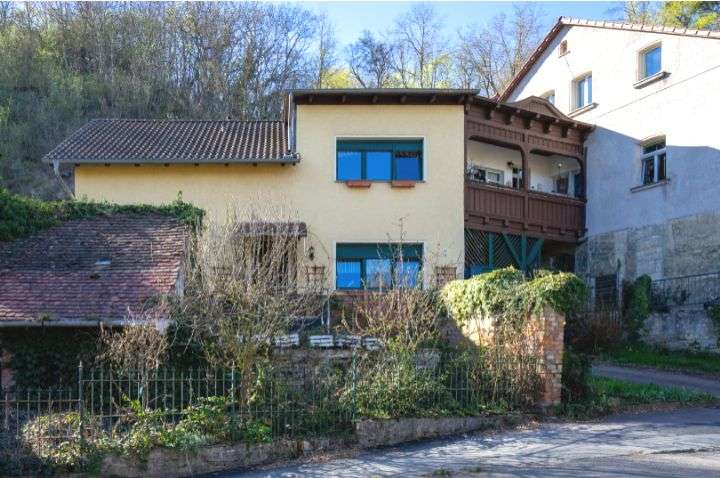Einfamilienhaus Naumburg (Saale) Bad Kösen - 6 Zimmer, 100 m&sup2;, 110.000&euro; | Angebot:26588704