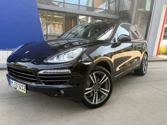 Porsche Cayenne 220.000 km 15.900 &euro; Köln 50939