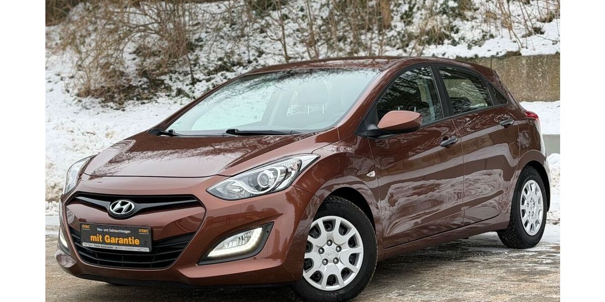 Hyundai i30 88.600 km 7.900 &euro; Kiel 24147