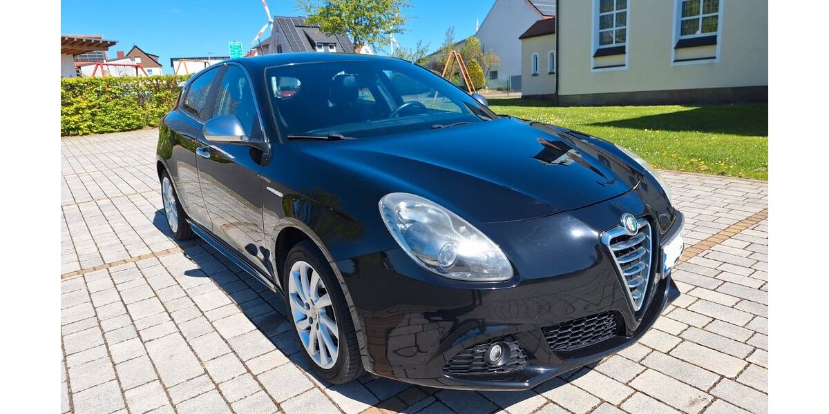 Alfa Romeo Giulietta 191.000 km 4.590 &euro; Hohenroda 36284