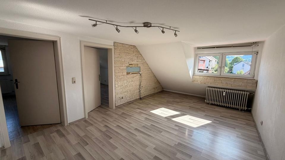 Dachgeschoßwohnung Altenkunstadt - 2 Zimmer, 50 m&sup2;, 420&euro; | Angebot:26538664