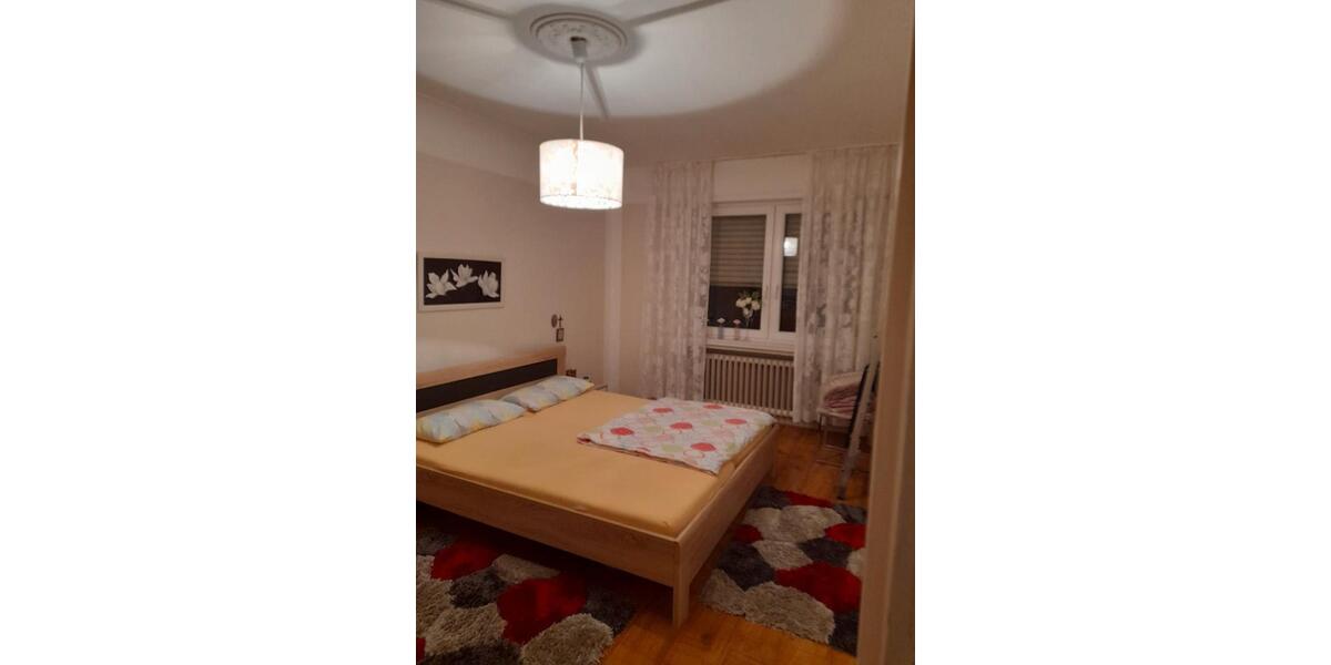 Einfamilienhaus Grevenbroich - 6 Zimmer, 126 m&sup2;, 1.200&euro; | Angebot:26682762