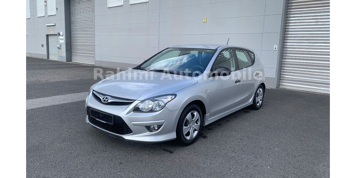 Hyundai i30 123.000 km 5.300 € Mönchengladbach 41066