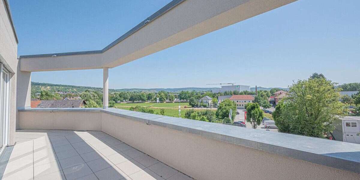 Etagenwohnung Schorndorf - 4 Zimmer, 126 m&sup2;, 1.750&euro; | Angebot:24979273