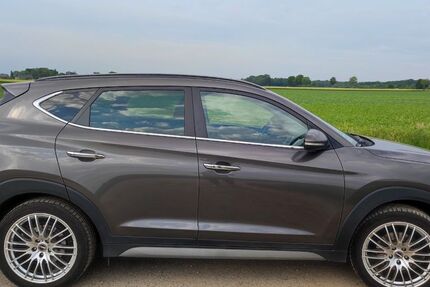 Hyundai TUCSON 139.000 km 15.800 &euro; Wegberg 41844