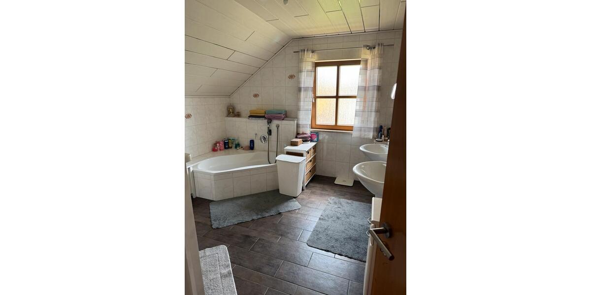 Einfamilienhaus Altötting - 6 Zimmer, 149 m&sup2;, 649.000&euro; | Angebot:27120925