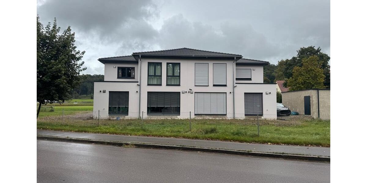 Doppelhaushälfte Dietenheim - 5.5 Zimmer, 160 m&sup2;, 1.830&euro; | Angebot:25294747