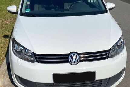 VW Touran 255.000 km 7.000 &euro; Aerzen 31855