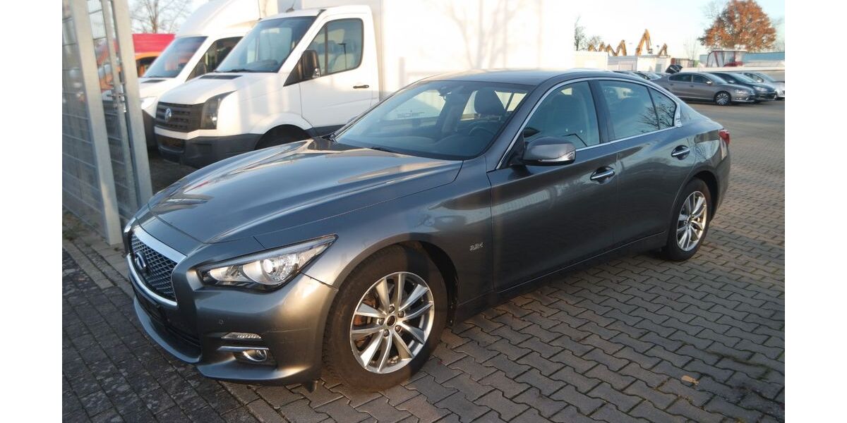 INFINITI Q50 114.000 km 7.960 &euro; Ahrensfelde 16356