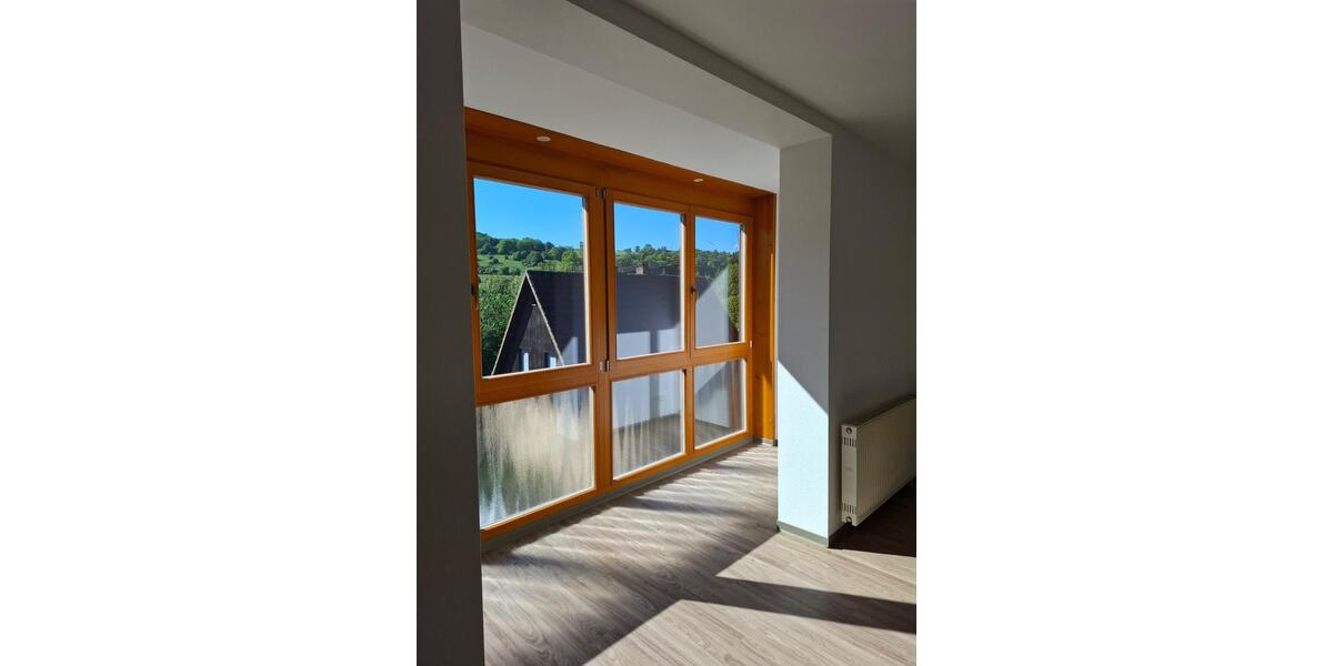 Einfamilienhaus Schonungen Forst - 8 Zimmer, 155 m&sup2;, 365.000&euro; | Angebot:26759985