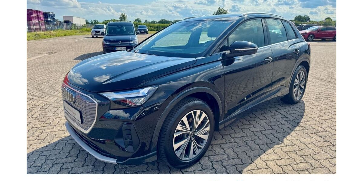 Audi Q4 e-tron 54.500 km 32.999 &euro; Nienburg 31582