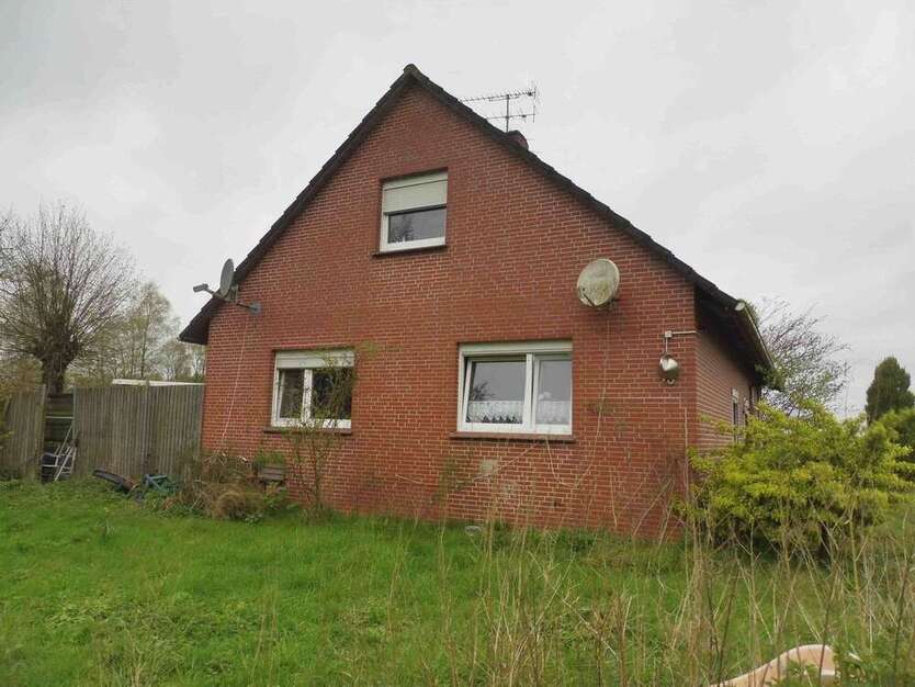 Haus zum Kaufen in Uthwerdum-Abelitz 129.500 € 125 m²