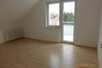 Dachgeschoßwohnung Gerbrunn - 3 Zimmer, 71 m&sup2;, 875&euro; | Angebot:26665642