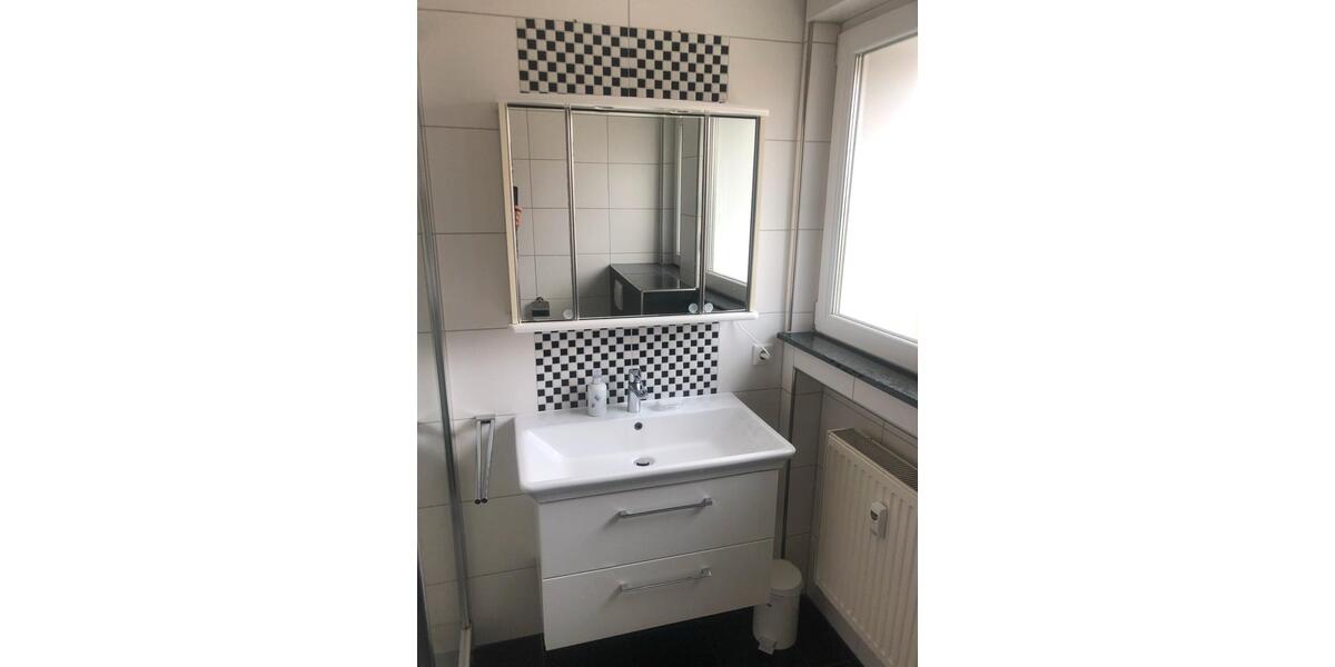 Erdgeschoßwohnung Geseke - 6 Zimmer, 136 m&sup2;, 245.000&euro; | Angebot:27055663