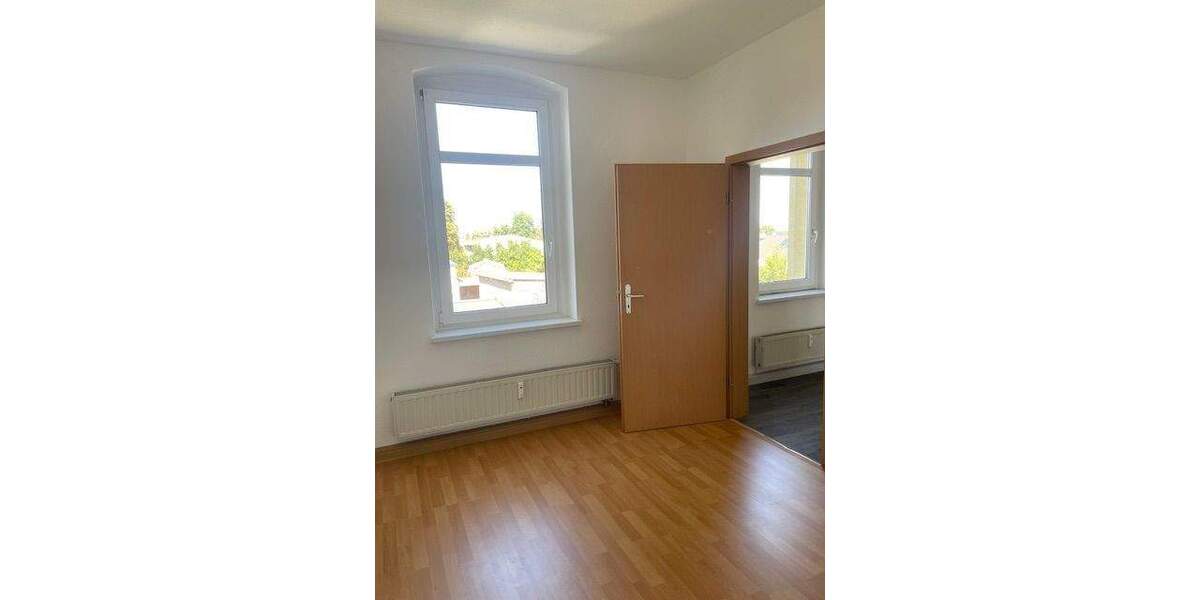 Etagenwohnung Eilenburg Eilenburg-Berg - 3 Zimmer, 63 m&sup2;, 381&euro; | Angebot:26015040