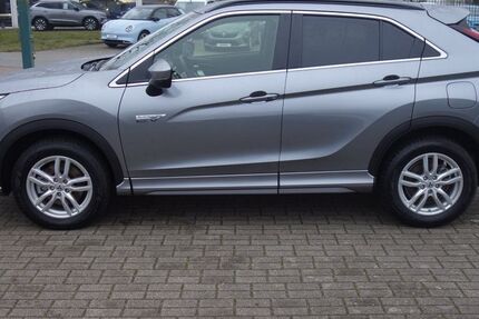 Mitsubishi Eclipse Cross 11.450 km 28.490 &euro; Buxtehude 21614