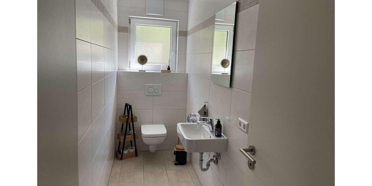 Etagenwohnung Nagold - 3 Zimmer, 100 m&sup2;, 1.250&euro; | Angebot:25570117