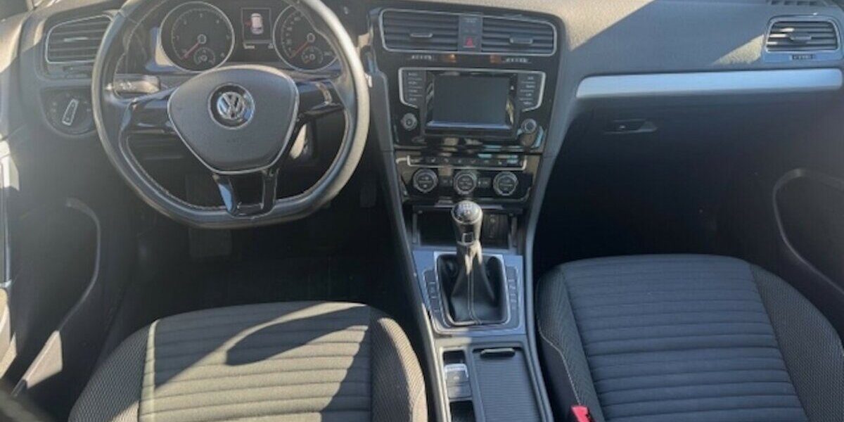 VW Golf VII 1.6 TDI Cup BMT 160.000 km 8.490 &euro; Neckarsulm 74172