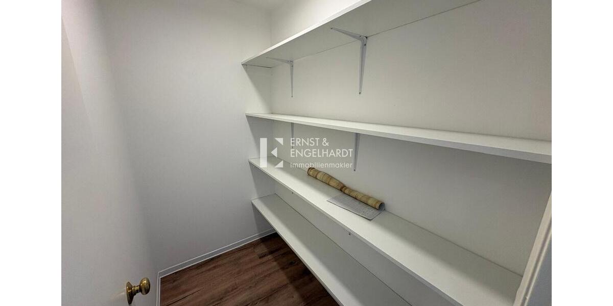 Reihenhaus Kitzingen - 5 Zimmer, 125 m&sup2;, 1.450&euro; | Angebot:25348853