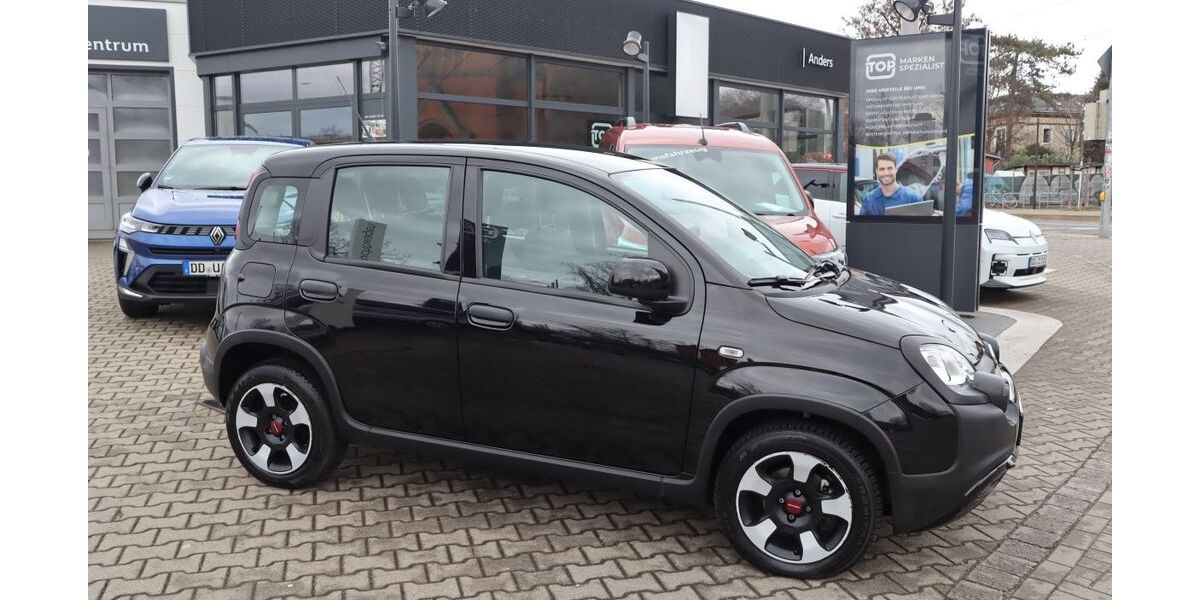 Fiat Panda 15.565 km 11.680 &euro; Dresden 01097