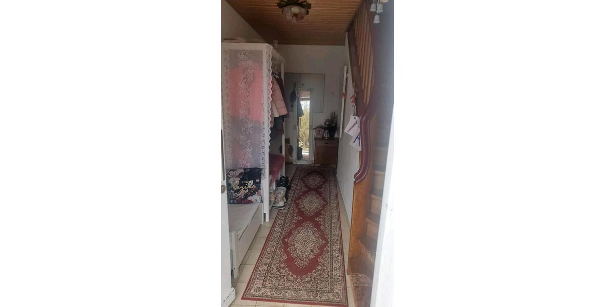Erdgeschoßwohnung Bernhardswald - 5 Zimmer, 130 m&sup2;, 700&euro; | Angebot:26315189