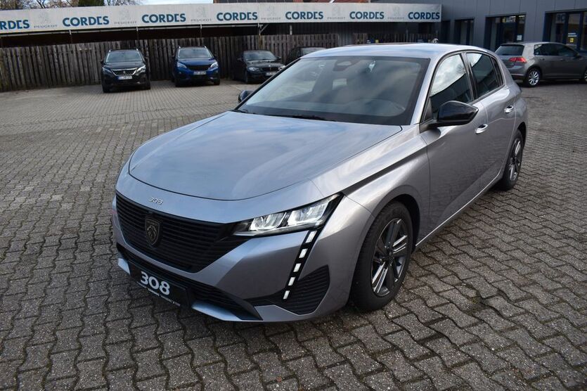 Peugeot 308 39.900 km 17.950 € Papenburg 26871