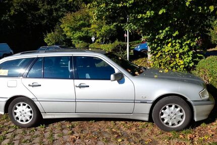 Mercedes-Benz C 180 193.442 km 6.350 &euro; Garmisch-Partenkirchen 82467