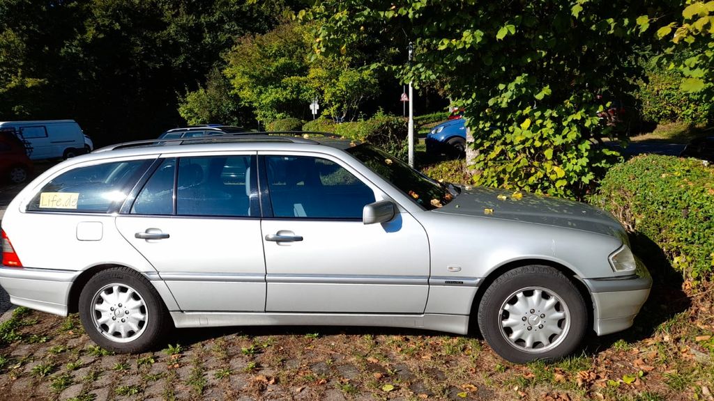 Mercedes-Benz C 180 193.442 km 6.350 &euro; Garmisch-Partenkirchen 82467