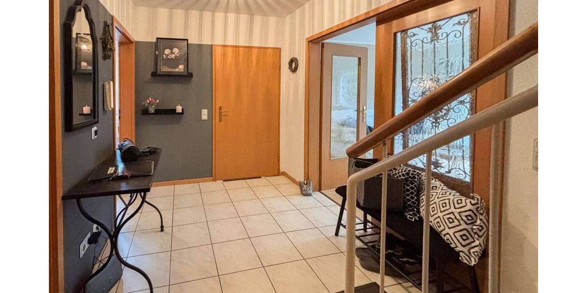 Etagenwohnung Hachenburg / Altstadt Altstadt - 4 Zimmer, 110 m&sup2;, 239.000&euro; | Angebot:26474888