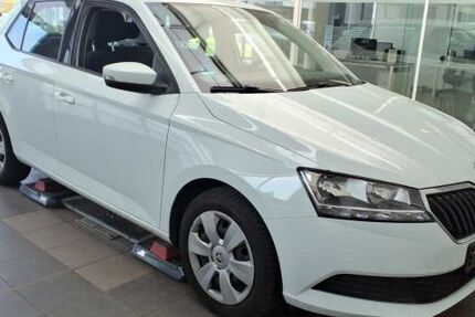 Skoda Fabia 97.420 km 9.433 &euro; Kassel 34123