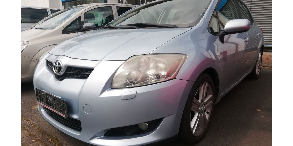 Toyota Auris 248.000 km 1.500 &euro; Tauberbischofsheim 97941
