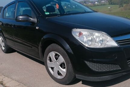 Opel Astra 158.000 km 2.990 &euro; Asbach 53567