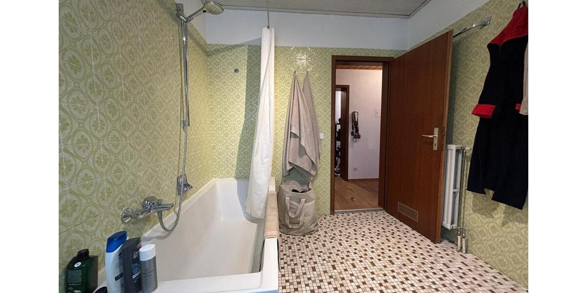 Erdgeschoßwohnung Miesbach - 3 Zimmer, 77 m&sup2;, 1.060&euro; | Angebot:26031938