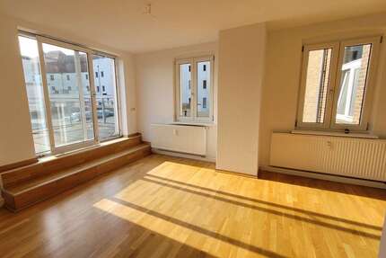 Wohnung Erfurt Altstadt - 4 Zimmer, 120 m&sup2;, 1.150&euro; | Angebot:26858350