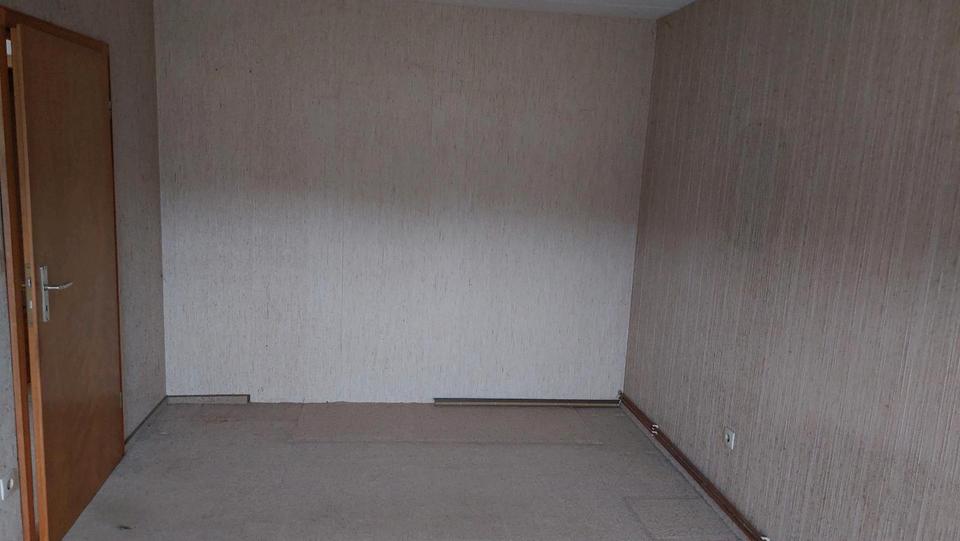 Dachgeschoßwohnung Nahrendorf - 2.5 Zimmer, 90 m&sup2;, 500&euro; | Angebot:25179390