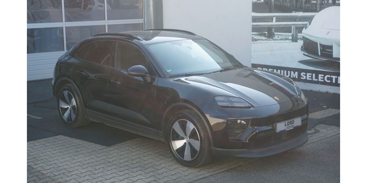 Porsche Macan 3.990 km 72.850 &euro; Stuttgart 70499