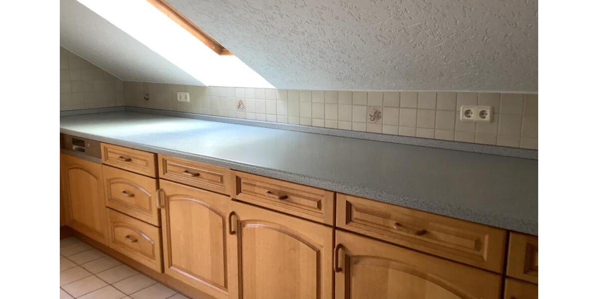 Dachgeschoßwohnung Salzweg - 3 Zimmer, 70 m&sup2;, 600&euro; | Angebot:25402294