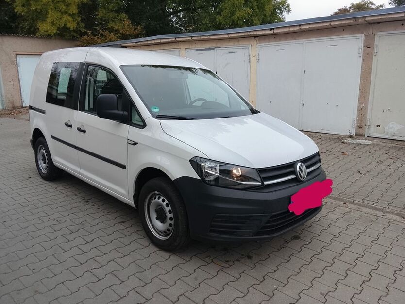 VW Caddy 116.700 km 8.599 € gielow 17139