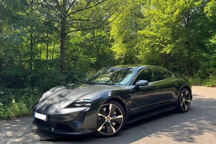 Porsche Taycan 32.500 km 73.890 &euro; Stuttgart 70193