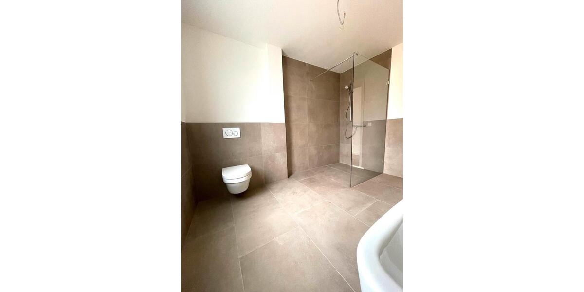 Etagenwohnung Gleichen - 3 Zimmer, 95 m&sup2;, 1.100&euro; | Angebot:25406457