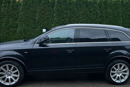 Audi Q7 268.000 km 17.000 € Pullach 82049