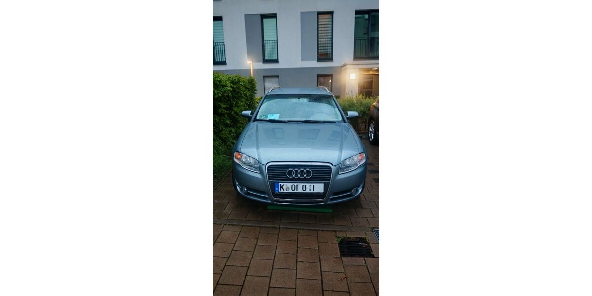 Audi A4 195.000 km 2.150 &euro; Köln 50765